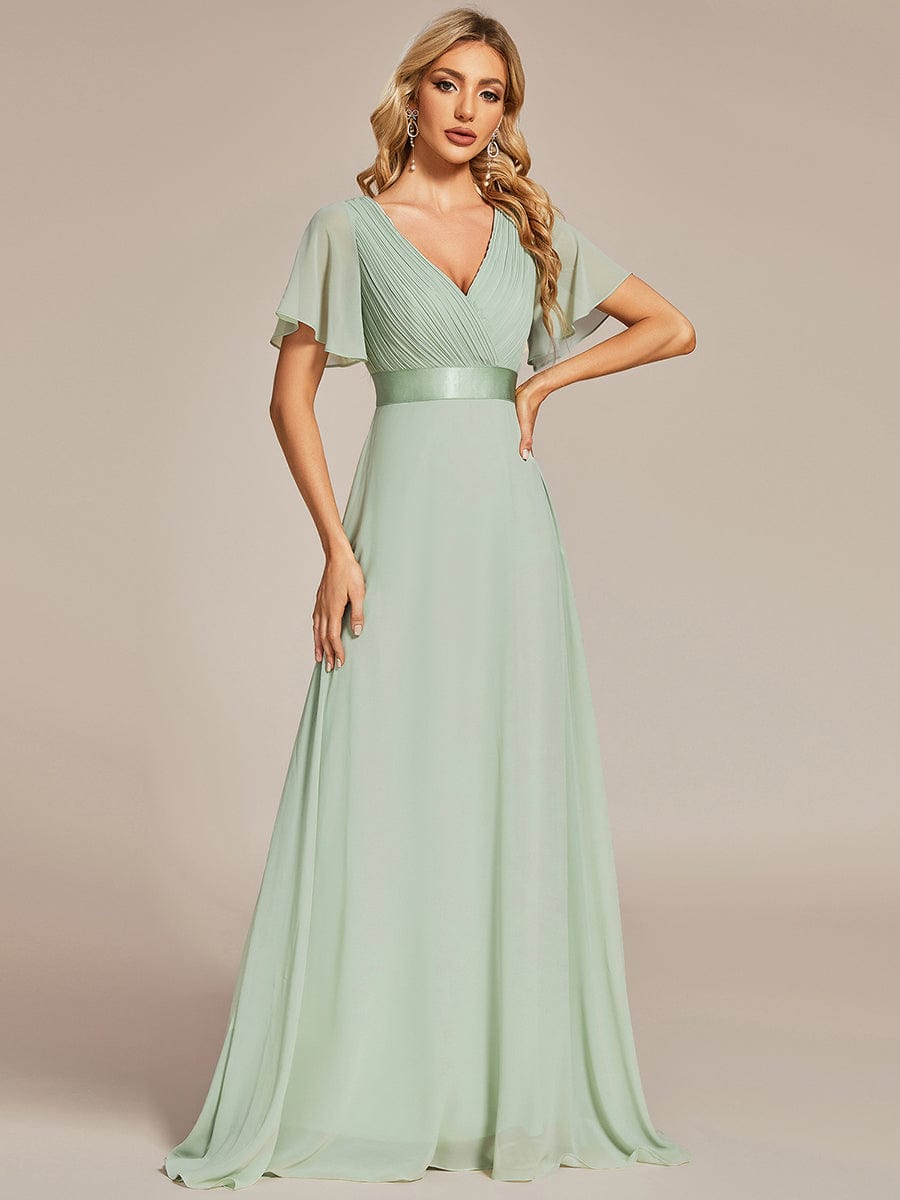Elegant Plus Size Evening Gown with V-Neck Ruffles