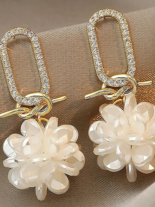 Women's Earrings Chic & Modern Party Flower Earring / Wedding / Rhinestone / Gold / Fall / Winter - LuckyFash™
