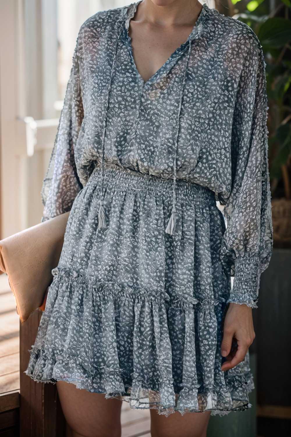 loose leopard print v neck dress drop shoulder a line closed cape paneled 131849