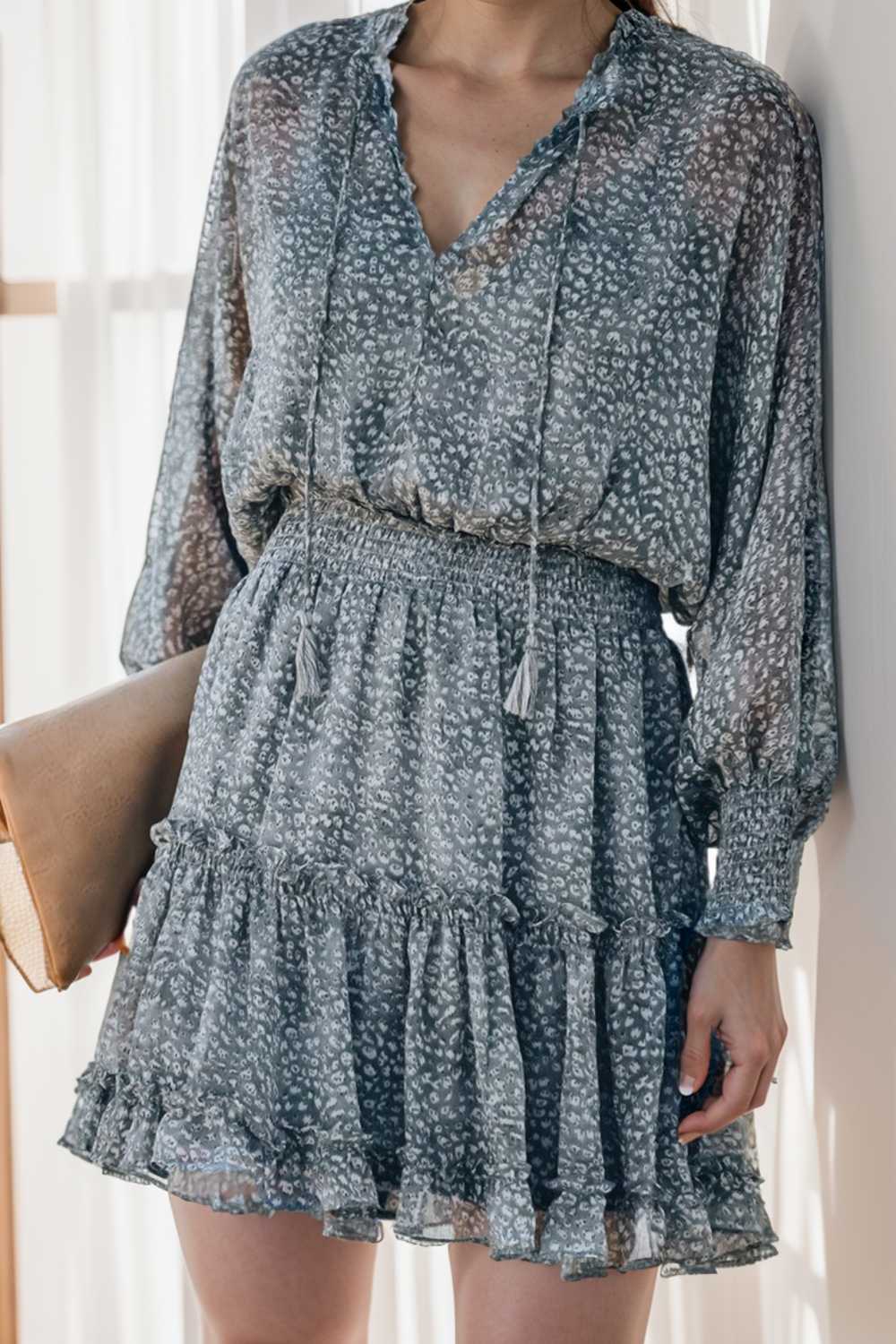 loose leopard print v neck dress drop shoulder a line closed cape paneled 116517