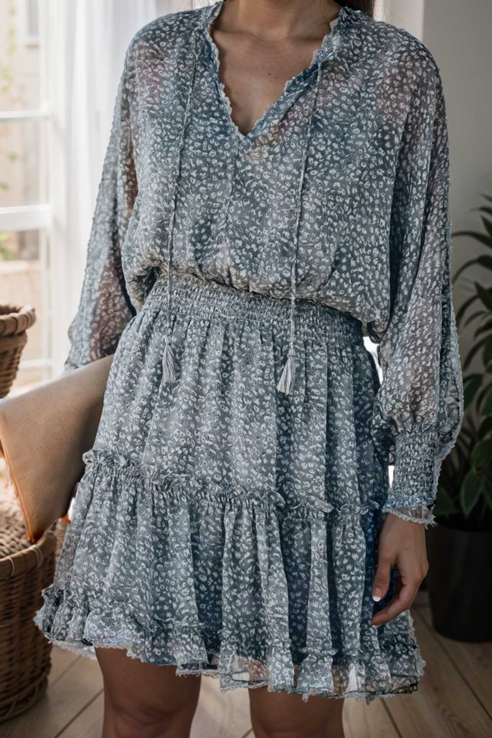 loose leopard print v neck dress drop shoulder a line closed cape paneled 117601
