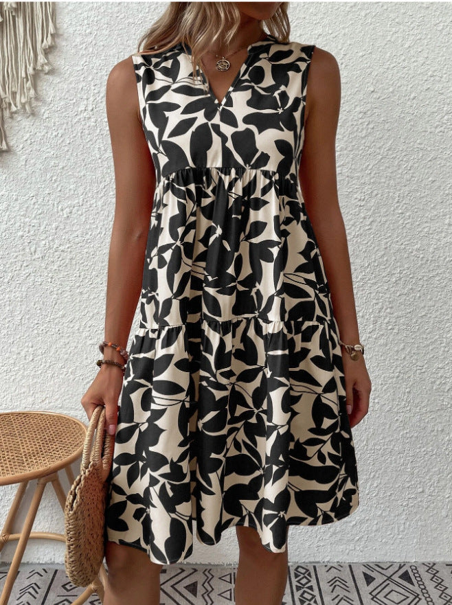 Women’s Dresses Bohemian Leaf Print Fashion Loose V-Neck Pleated Mini Dress - LuckyFash™