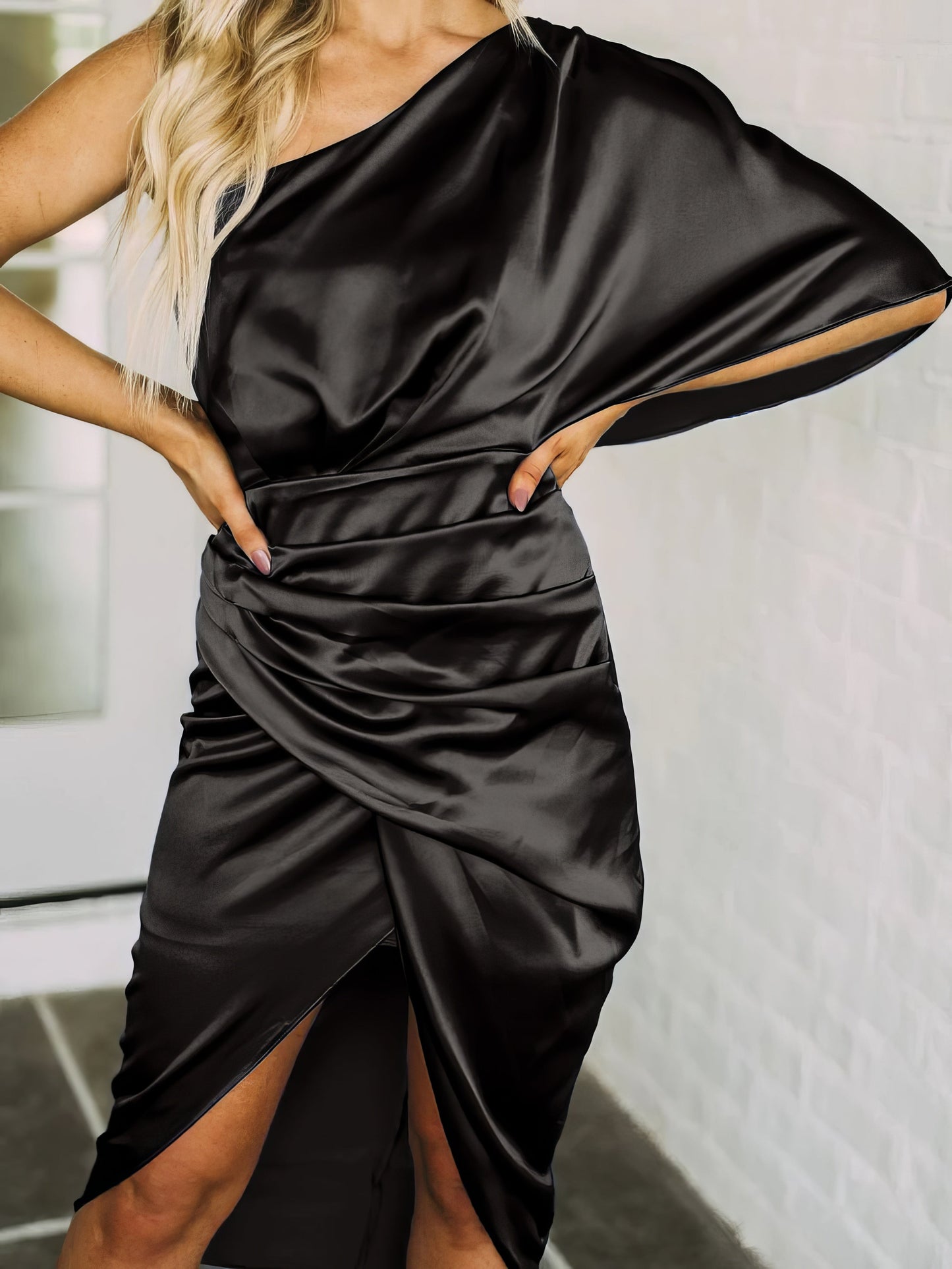 Dresses One-Shoulder Sleeve Irregular Slit Dress - LuckyFash™