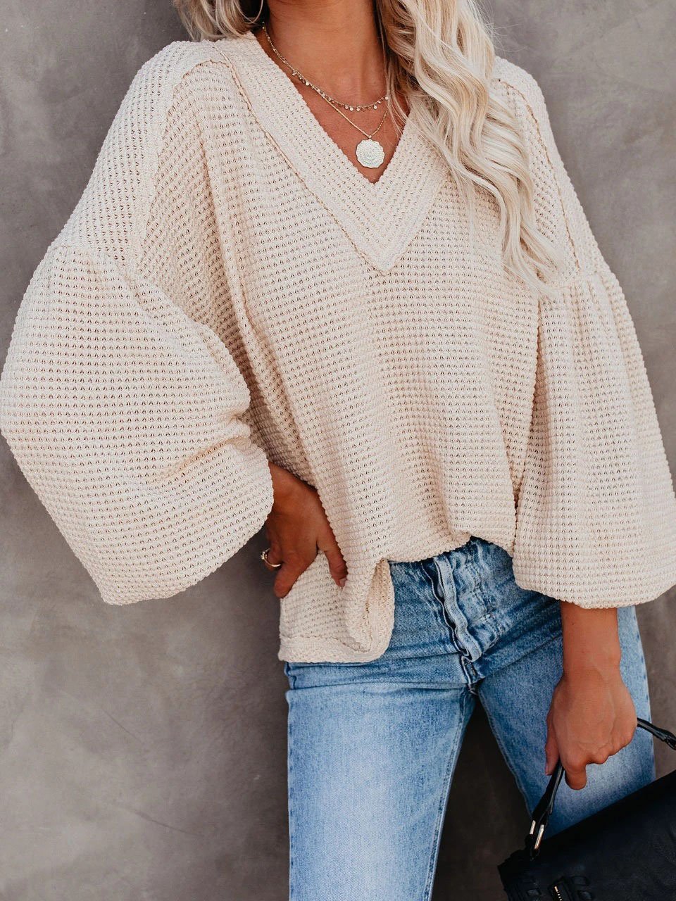 Loose V-neck Lantern Sleeve Top - LuckyFash™