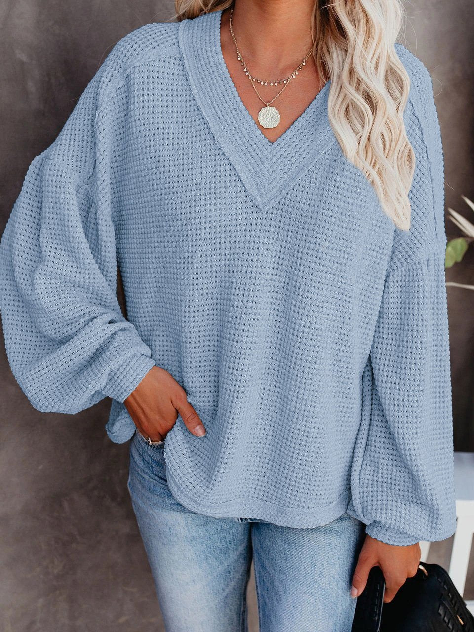 Loose V-neck Lantern Sleeve Top - LuckyFash™