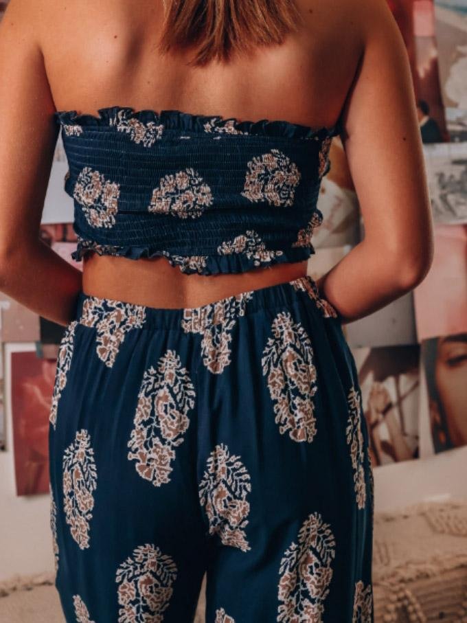 Two-Piece Printed Crop Top And Trousers - LuckyFash™