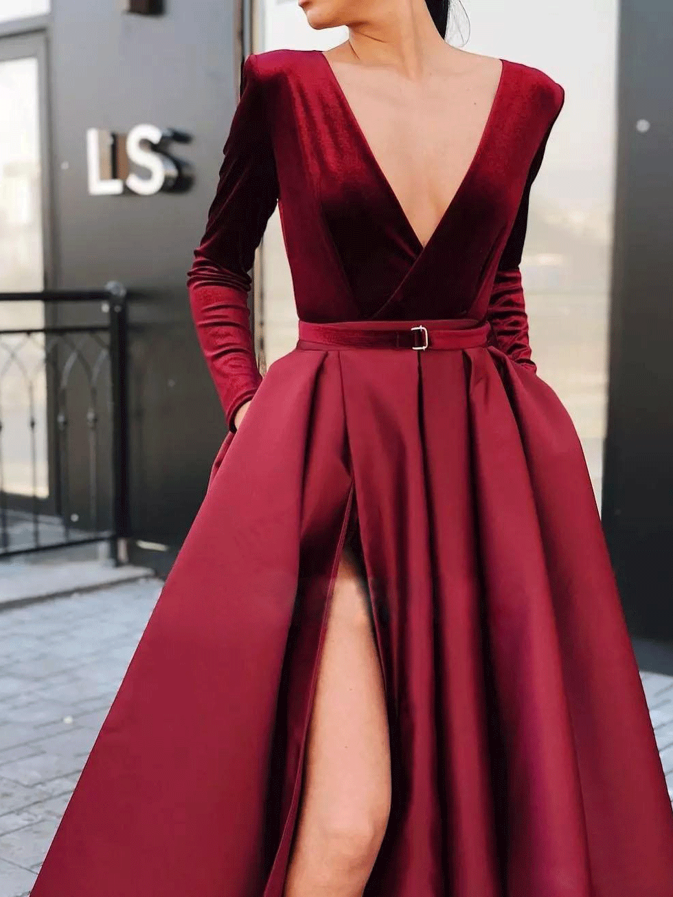 Women's Dresses Deep V-Neck Long Sleeve Split Dress - LuckyFash™