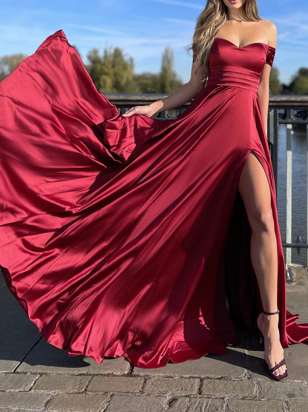 Women's Dresses One-Shoulder Split Swing Dress - LuckyFash™