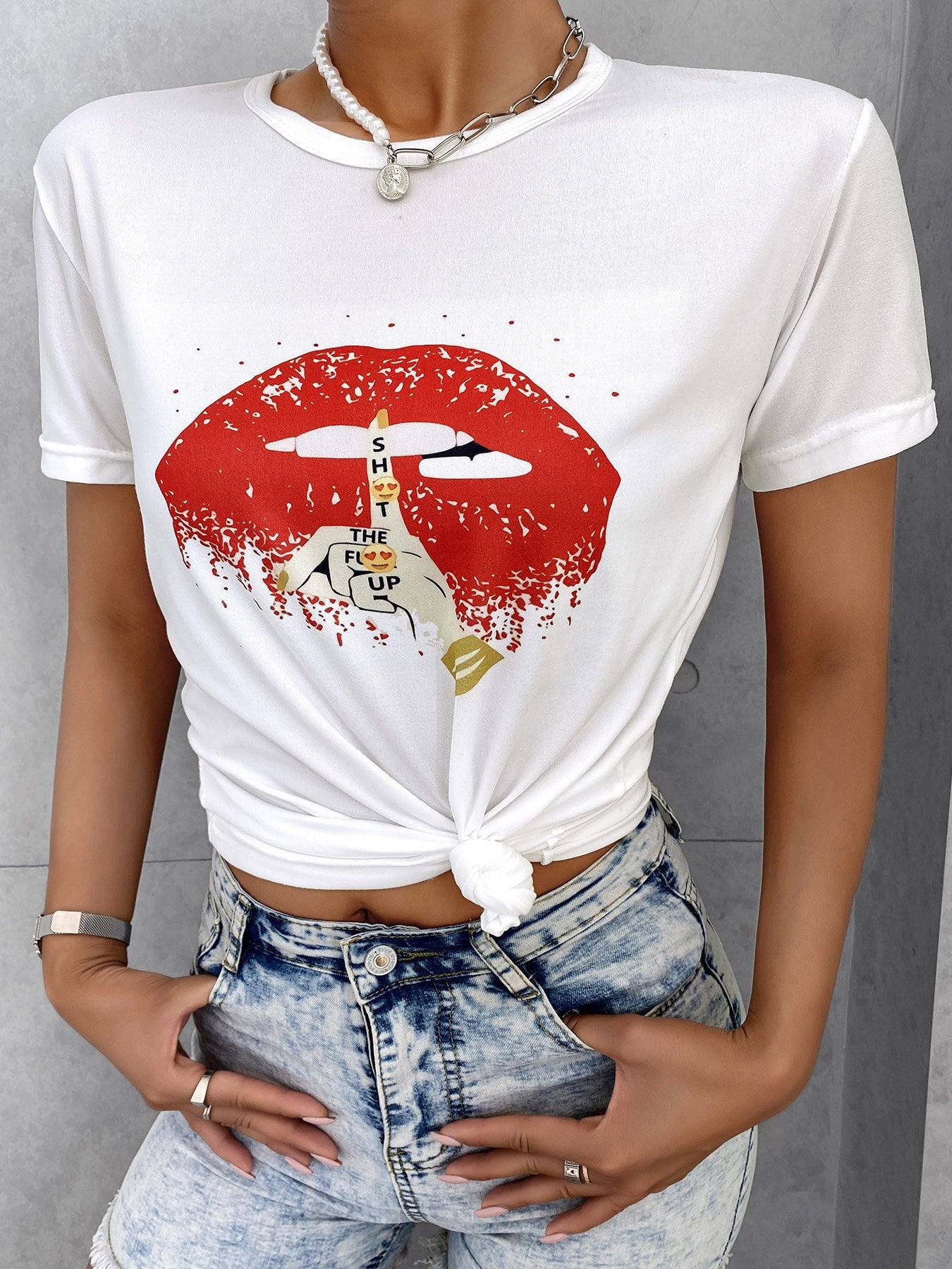 Women's T-Shirts Round Neck Lip Print Short Sleeve T-Shirt - LuckyFash™