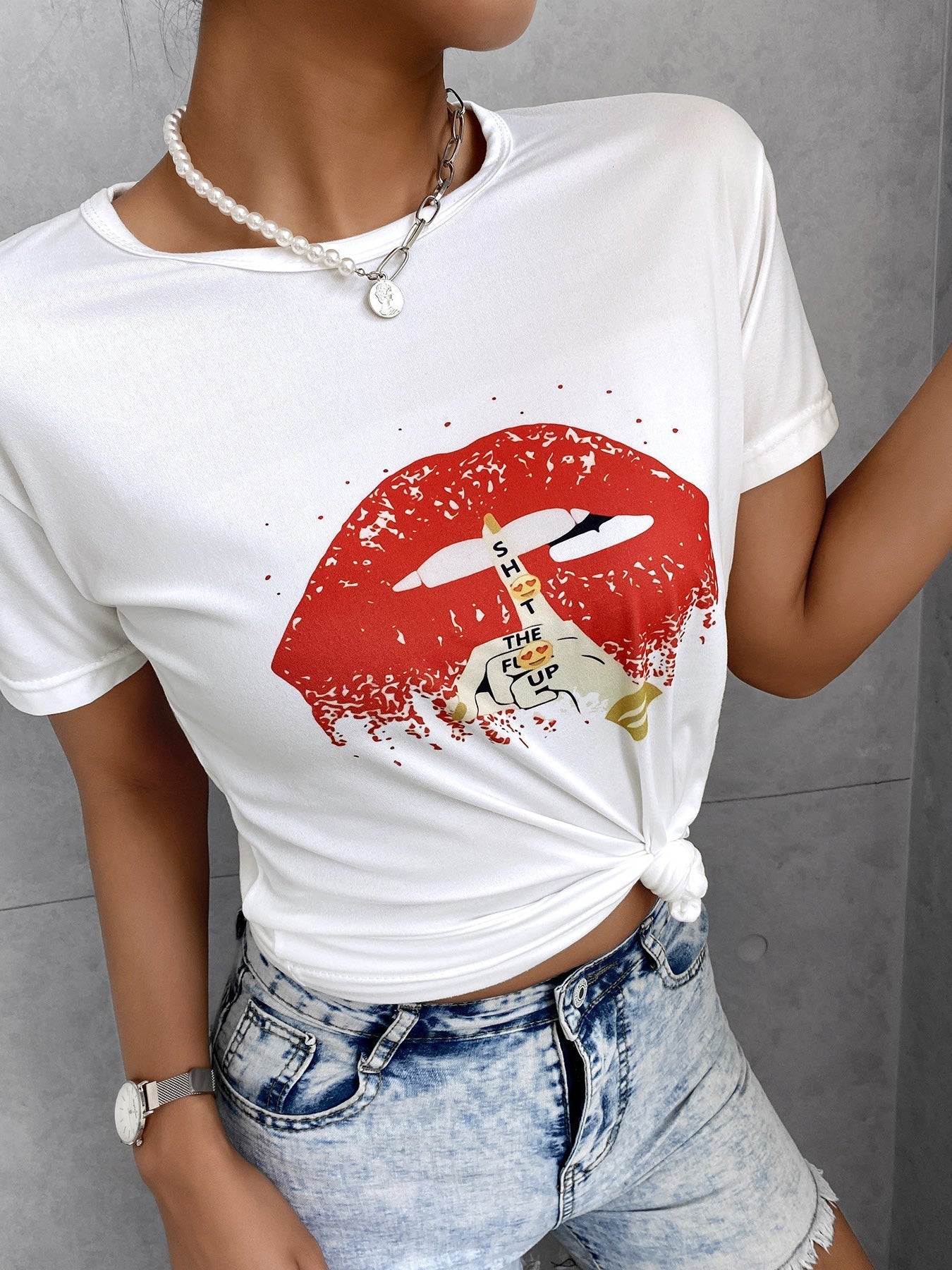 Women's T-Shirts Round Neck Lip Print Short Sleeve T-Shirt - LuckyFash™