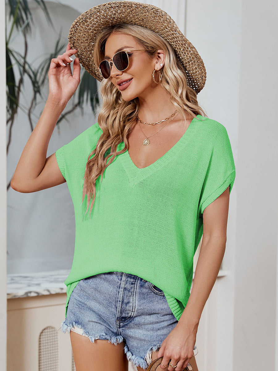 T-Shirts - V-Neck Color Contrast Loose Casual T-Shirt - MsDressly