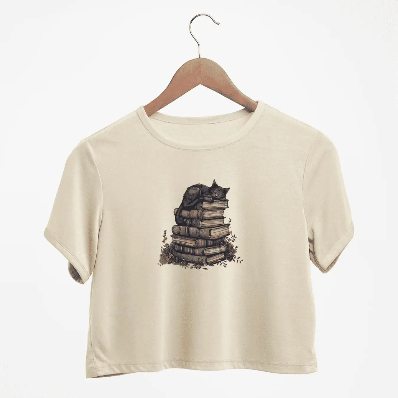 Adorable Cat Napping On Books Graphic Print Crew Neck Crop T-Shirts Casual Short Sleeve Top For Spring & Summer Women's Clothing