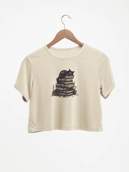 Adorable Cat Napping On Books Graphic Print Crew Neck Crop T-Shirts Casual Short Sleeve Top For Spring & Summer Women's Clothing