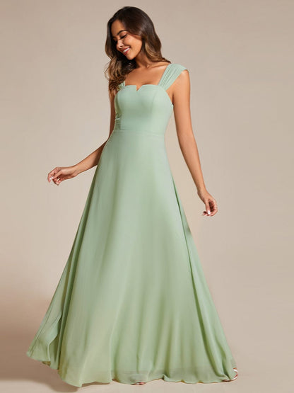 Chiffon Square Neck Wholesale Bridesmaid Dress With Sleeveless