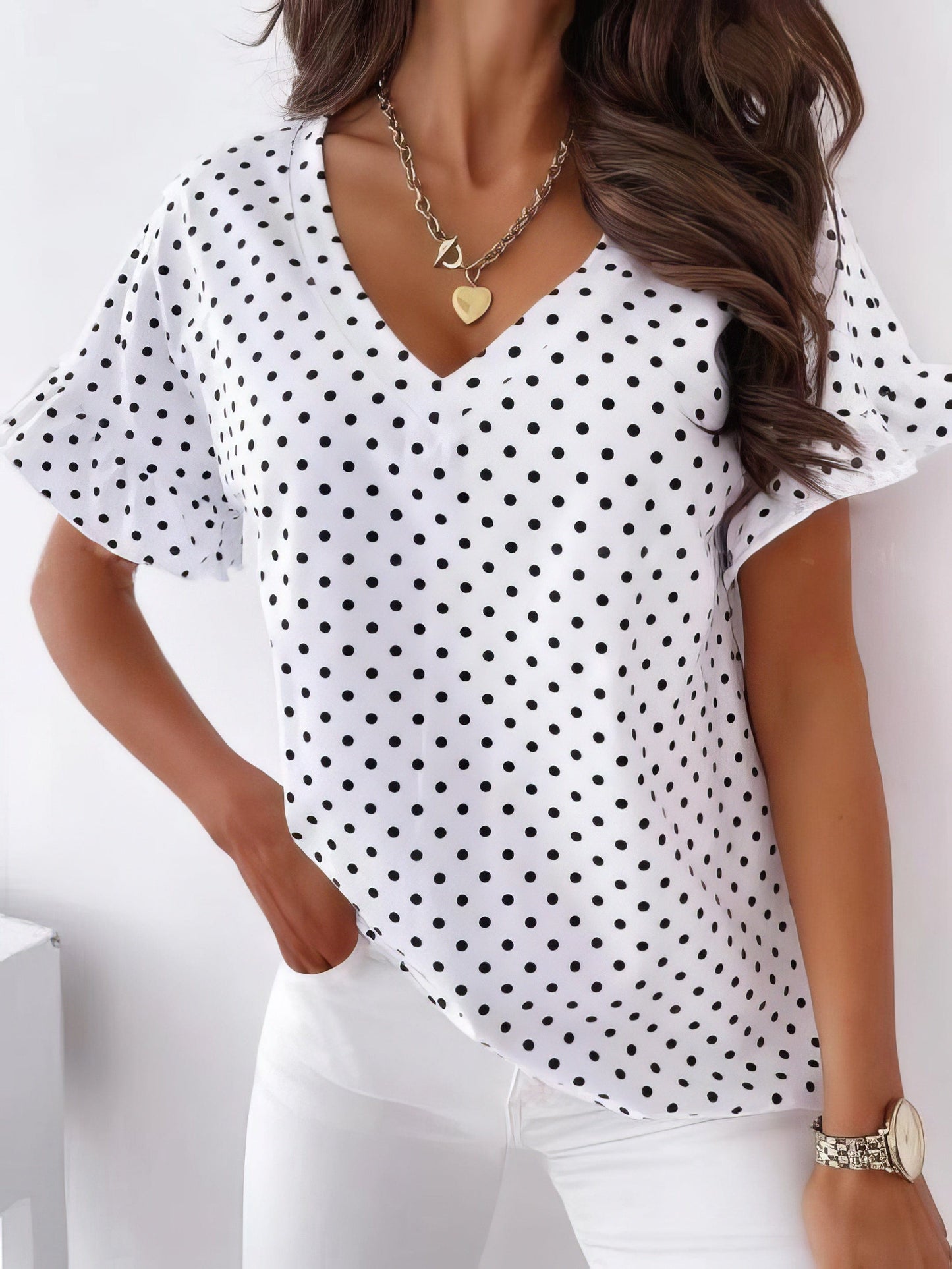 Polka Dot V-Neck Short Sleeve Tee