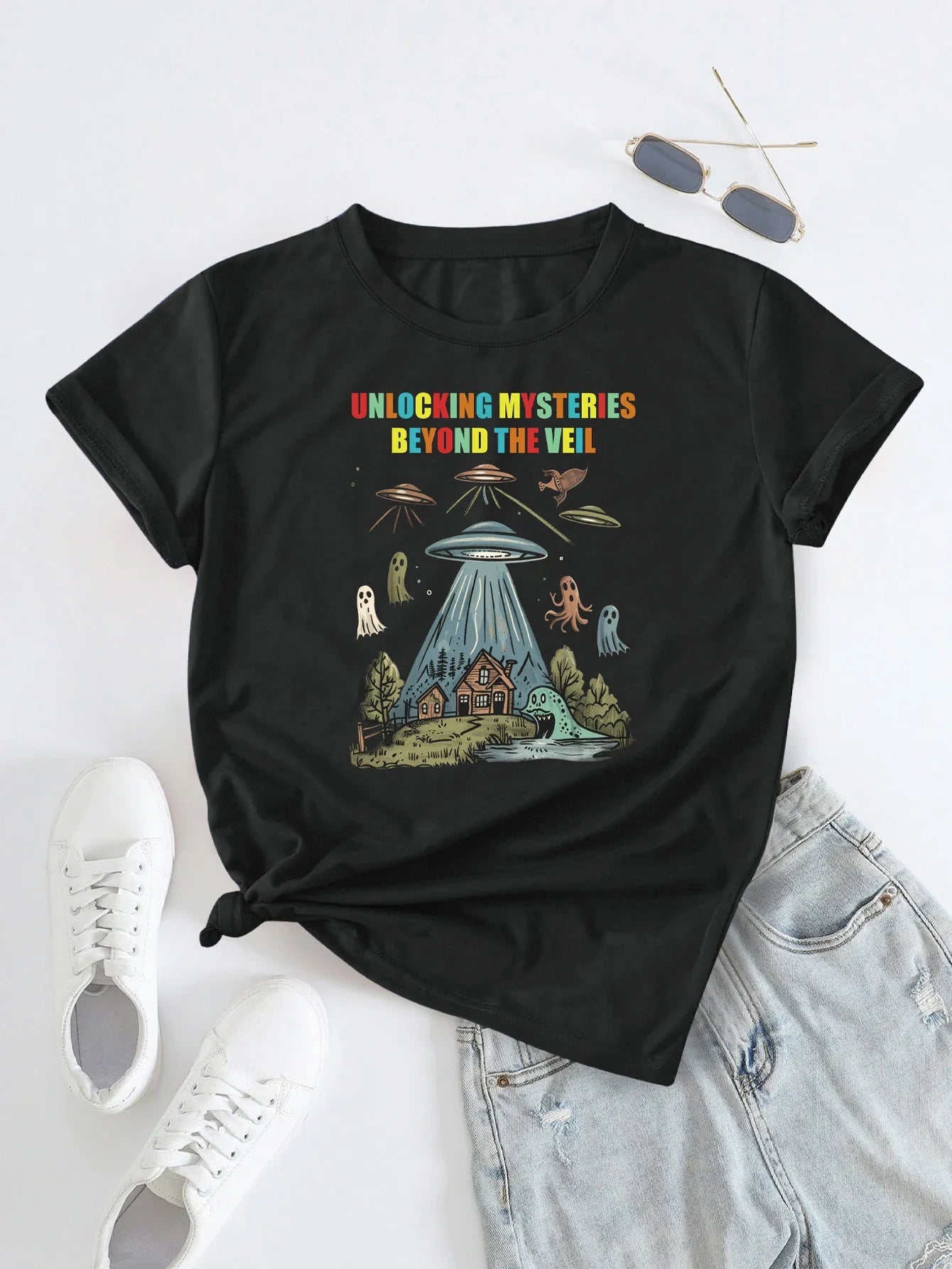 'Unlocking Mysteries Beyond the Veil' UFO Print T-shirt Short Sleeve Crew Neck Casual Top For Summer & Spring Women's Clothing