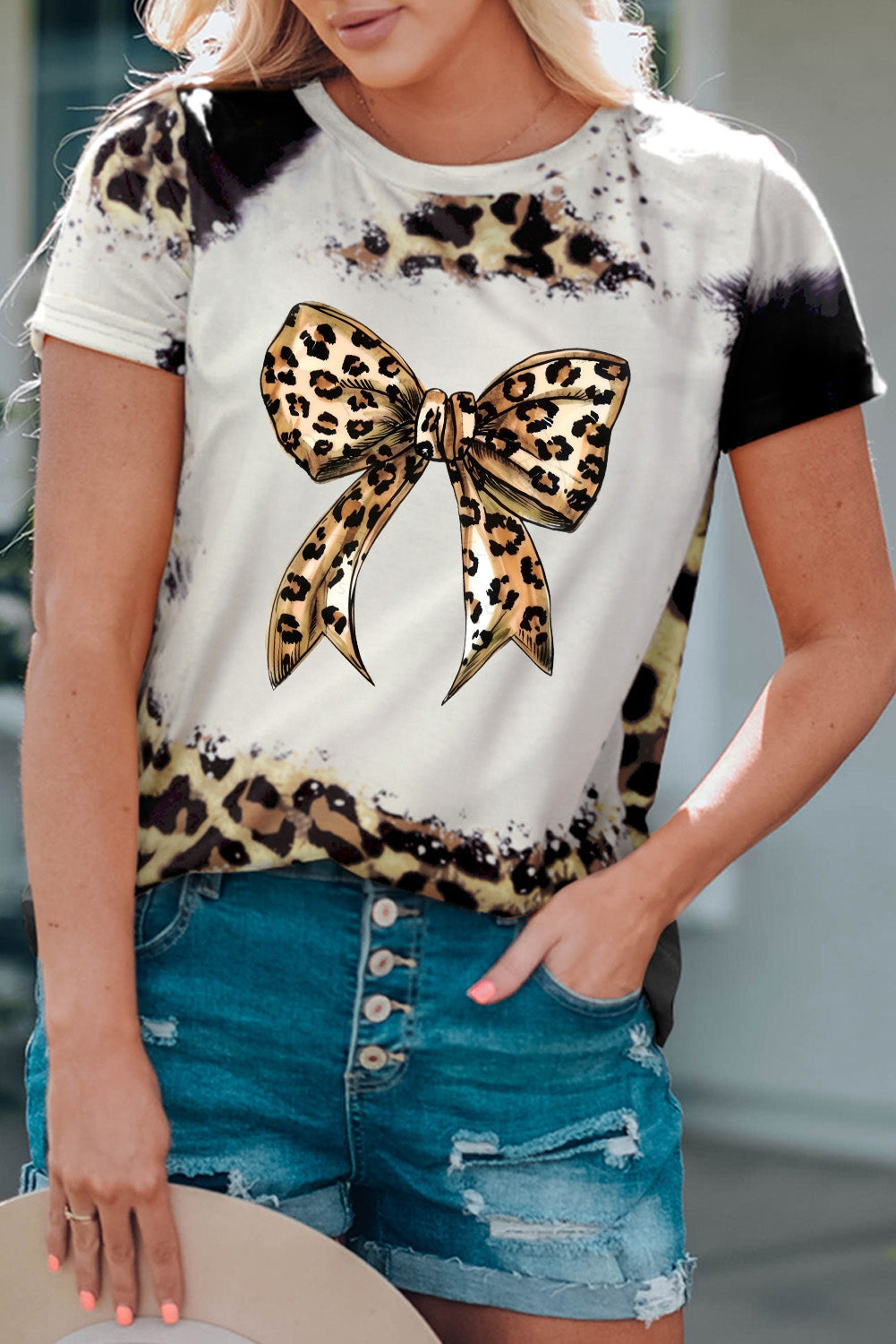 Leopard Bowknot Graphic Crewneck Casual T Shirt