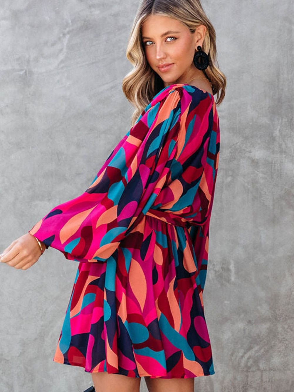 Abstract Red Print Belted Puff Sleeve Mini Dress with a Vibrant Touch