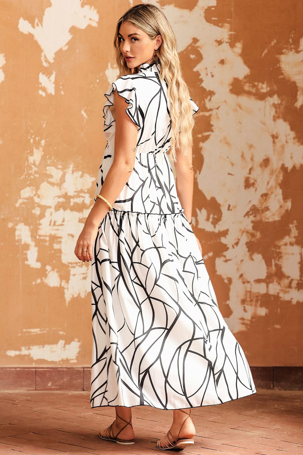 Abstract Vein Print V Neck Ruffle Maxi Dress in White