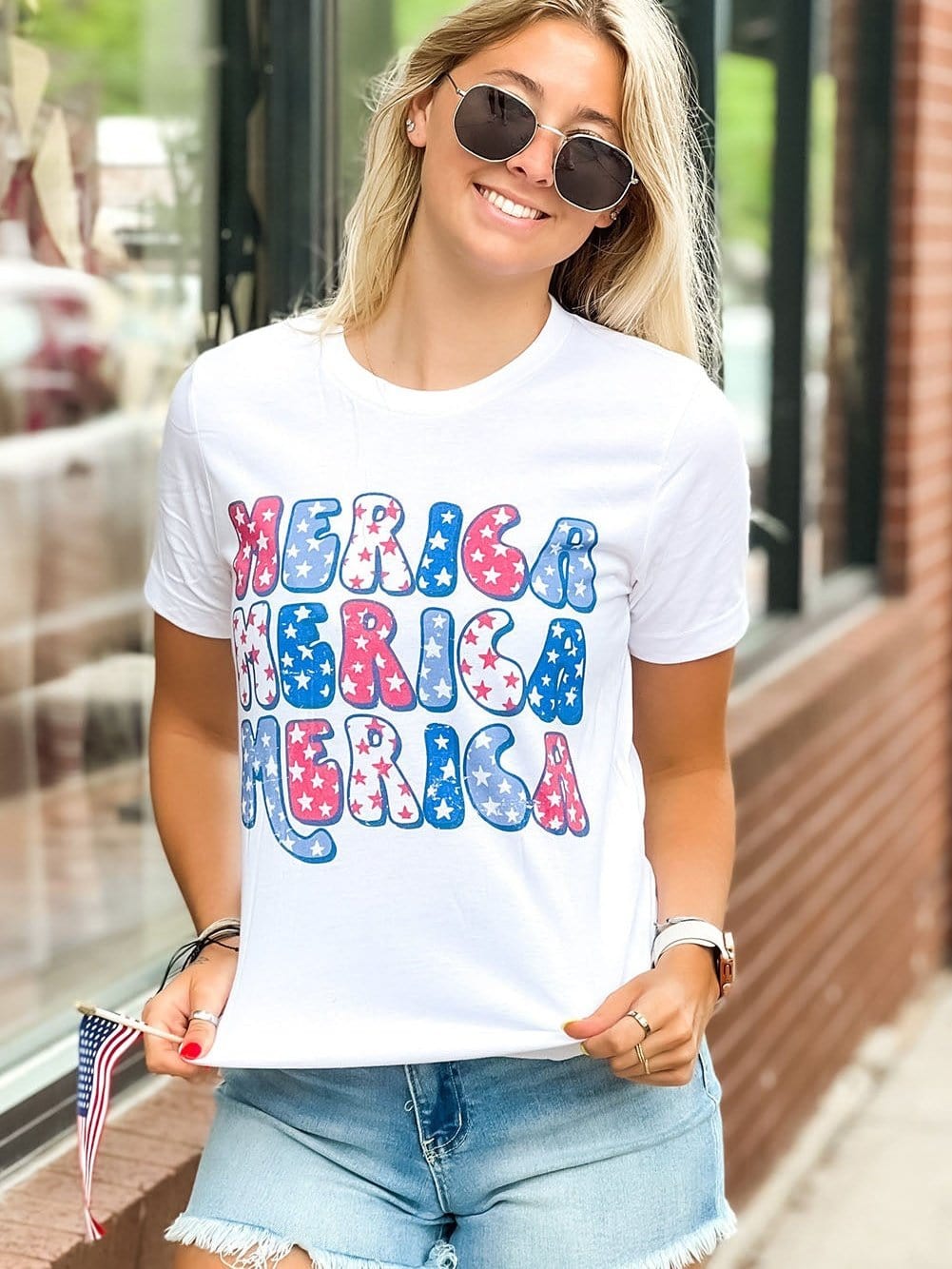 America White Graphic Crew Neck T-Shirt