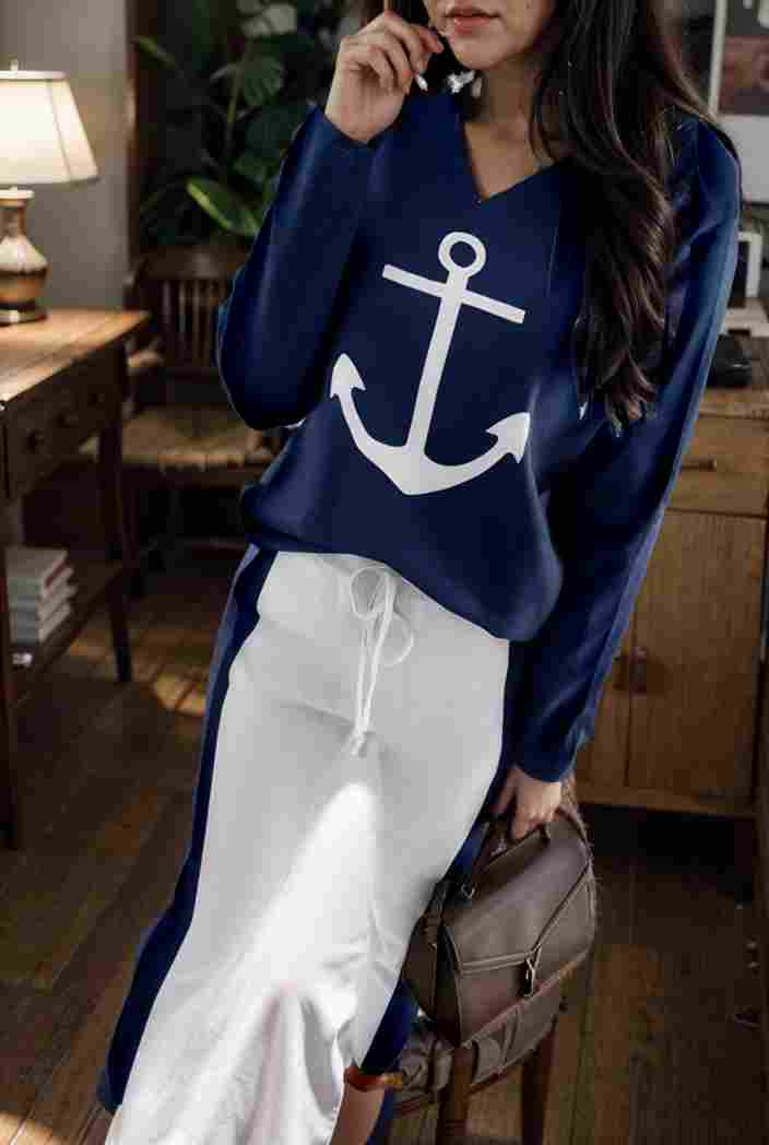 anchor print v neck long sleeve t shirt trousers two piece suit 136987