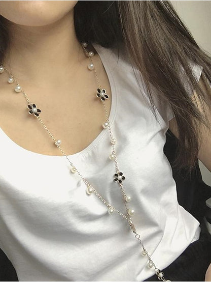 Women's necklace Chic & Modern Street Flower Necklaces / Black / White / Fall / Winter / Spring - LuckyFash™