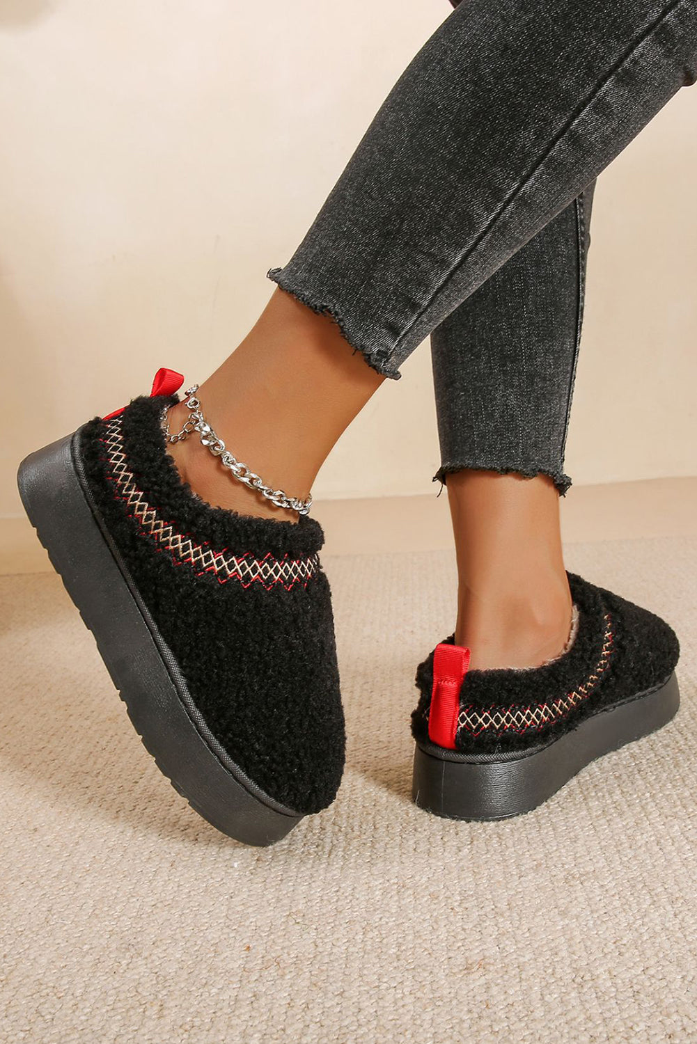 Black Embroidered Sherpa Plush Thick Sole Snow Boots