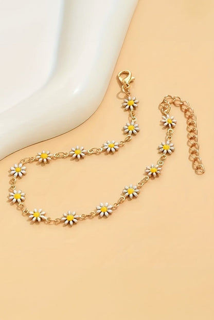 Elegant Daisy Alloy Choker Necklace with Adjustable Chain