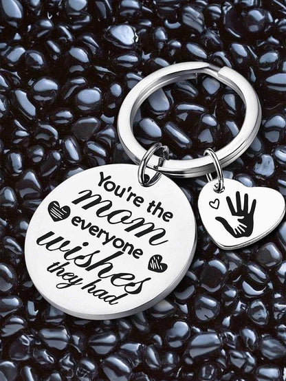 Heartfelt Mother's Day Lettered Alloy Keychain