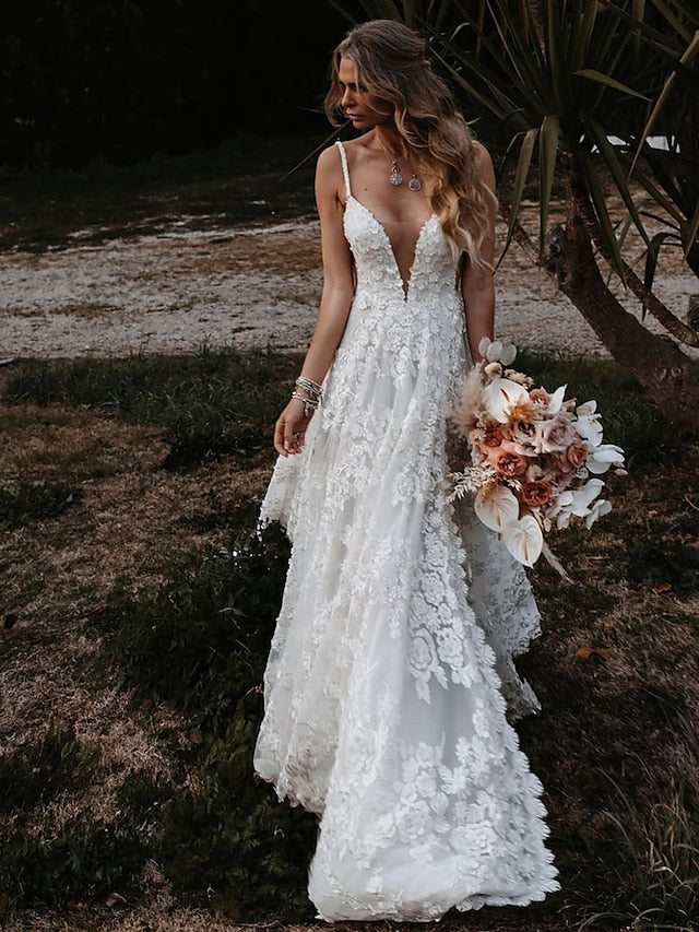 Beach Sexy Boho Wedding Dresses A-Line Sweetheart Camisole Spaghetti Strap Court Train Lace Bridal Gowns With Appliques Split Front 2023 Summer Wedding Party, Women's Clothing - LuckyFash™