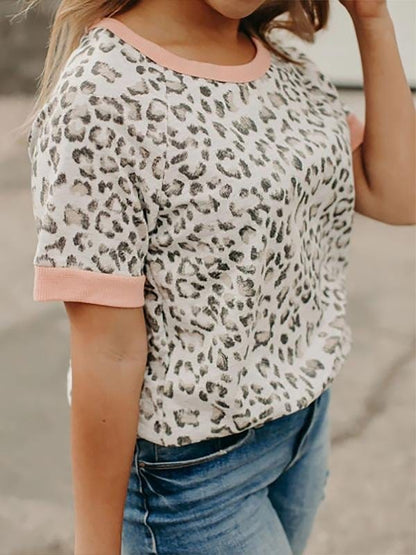 Leopard Print Round Neck T-shirt with Color Accent