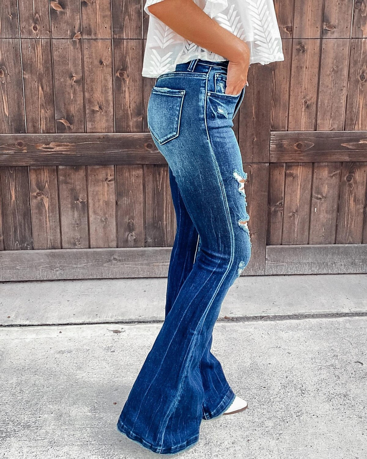 Women‘s Low Rise Jeans Bootcut Distressed Full Length Denim Side Pockets Baggy Micro-elastic High Waist Fashion Casual Work Street Blue S M Fall & Winter