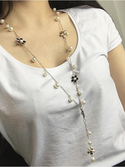Women's necklace Chic & Modern Street Flower Necklaces / Black / White / Fall / Winter / Spring - LuckyFash™