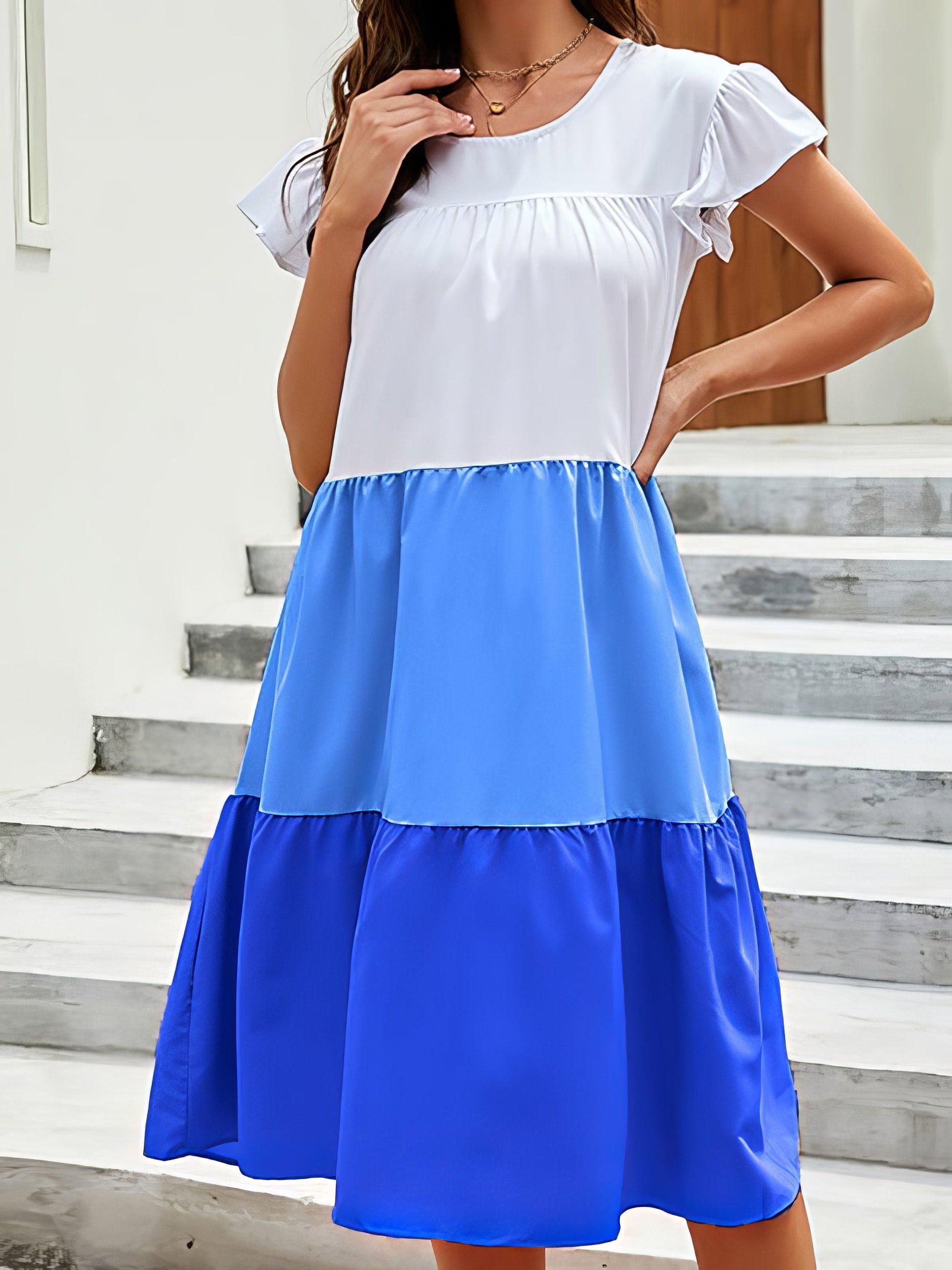 Dresses Contrast Color Splicing Round Neck Mini Dress - LuckyFash™