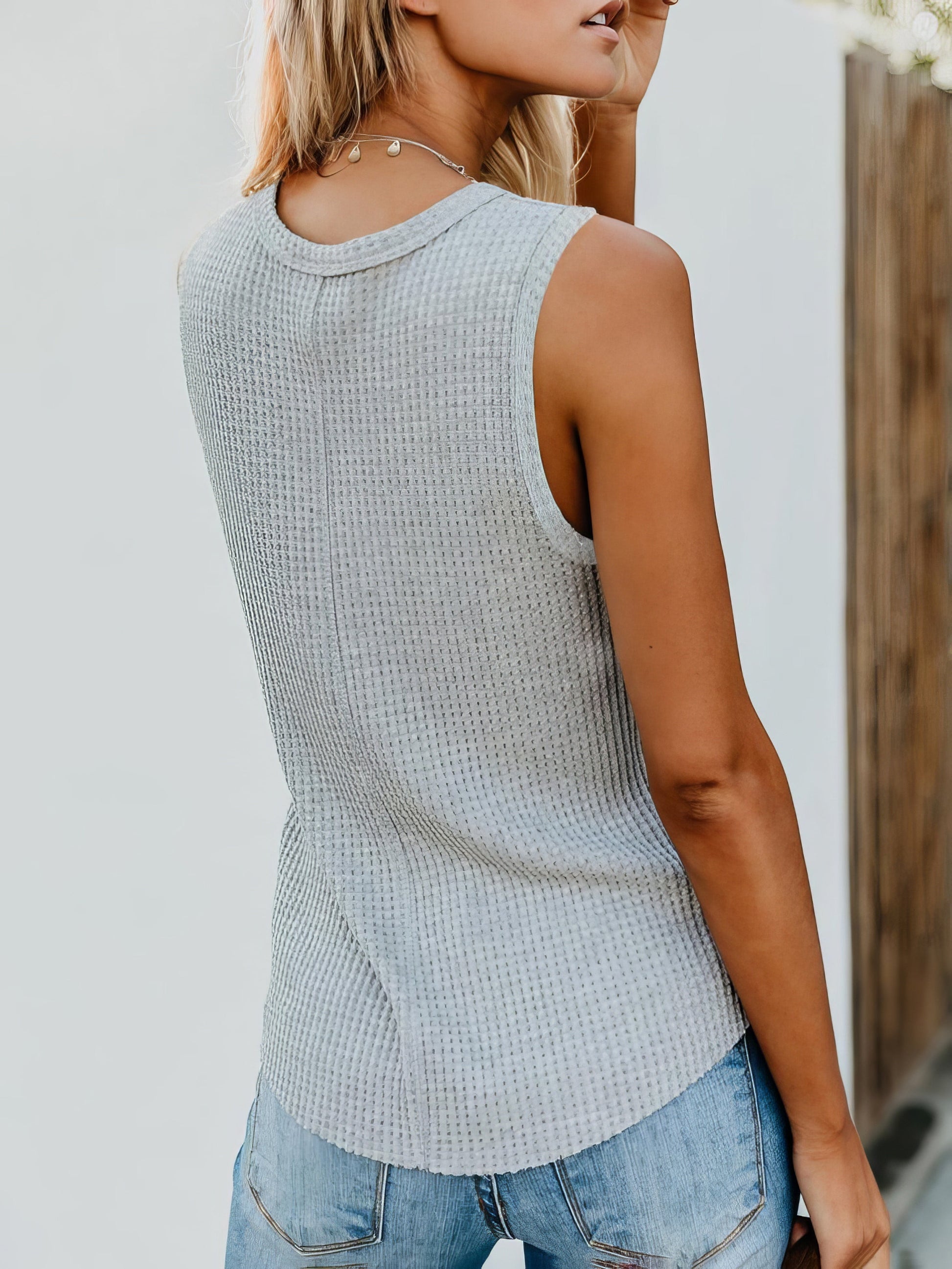 Solid Round Neck Sleeveless Top Vest - LuckyFash™
