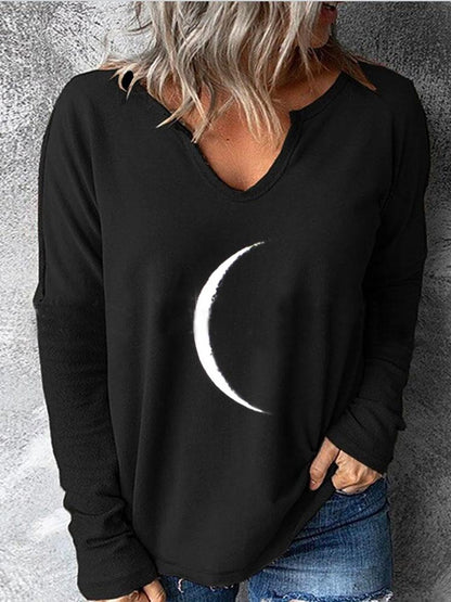 T-Shirts Moon Print V-Neck Long Sleeve T-Shirt - LuckyFash™