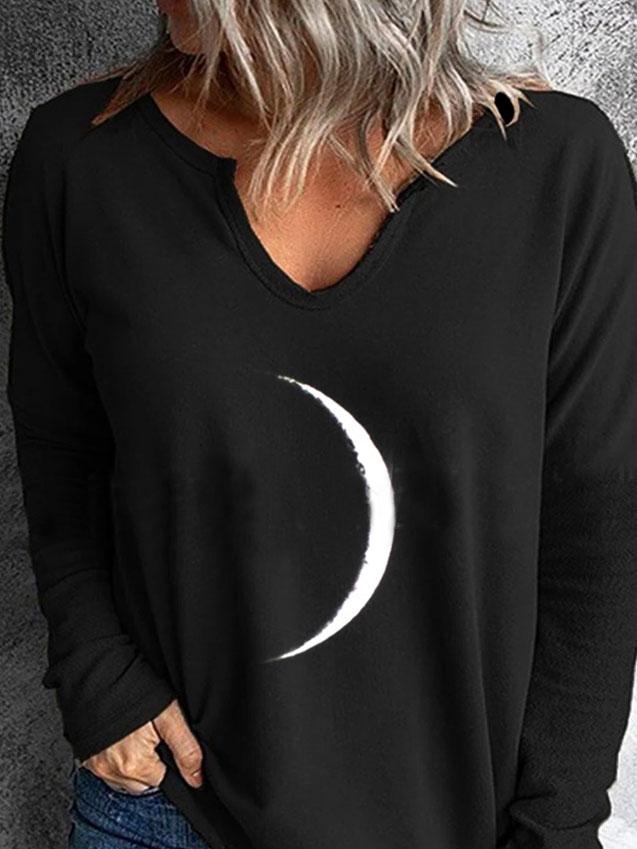 T-Shirts Moon Print V-Neck Long Sleeve T-Shirt - LuckyFash™