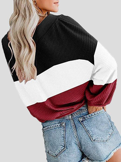 Women's T-Shirts Three-Color Stitching V-Neck Bat Sleeve Loose T-Shirt - LuckyFash™