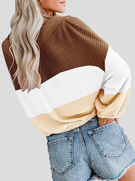 Women's T-Shirts Three-Color Stitching V-Neck Bat Sleeve Loose T-Shirt - LuckyFash™
