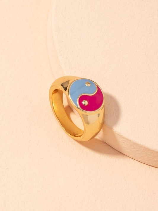 Yin & Yang Design Ring - LuckyFash™